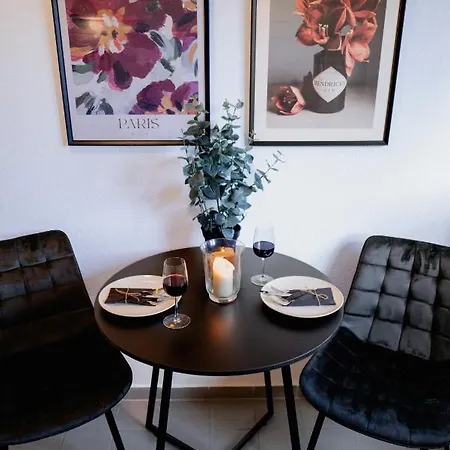 Balkontraum Fuer 4 Am Sieben-seen-center Apartment